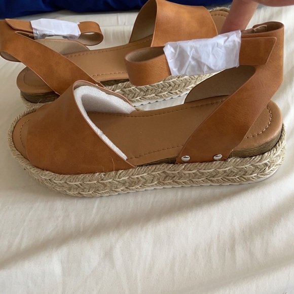 Brown platform espadrilles - Picture 3 of 6